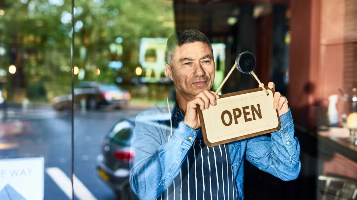 Beyond the Ribbon Cutting: The Evolving Lifecycle of the Modern Small Business