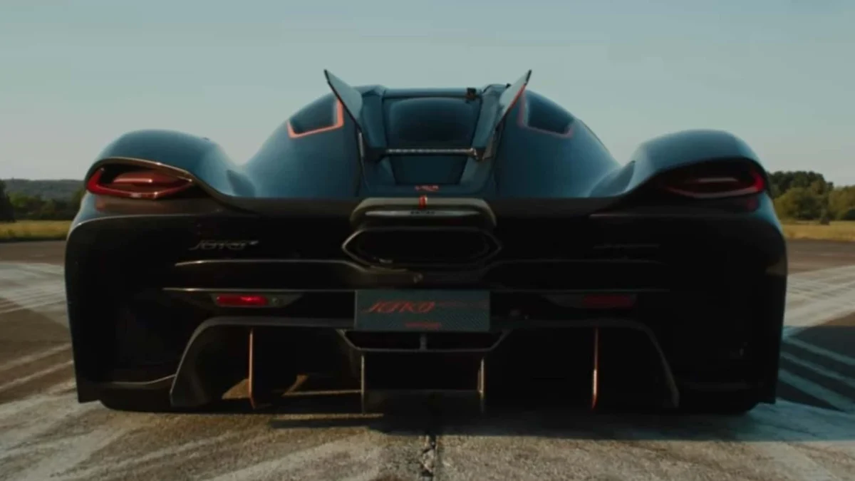 Koenigsegg Jesko Absolut: Redefining the Physics of Speed