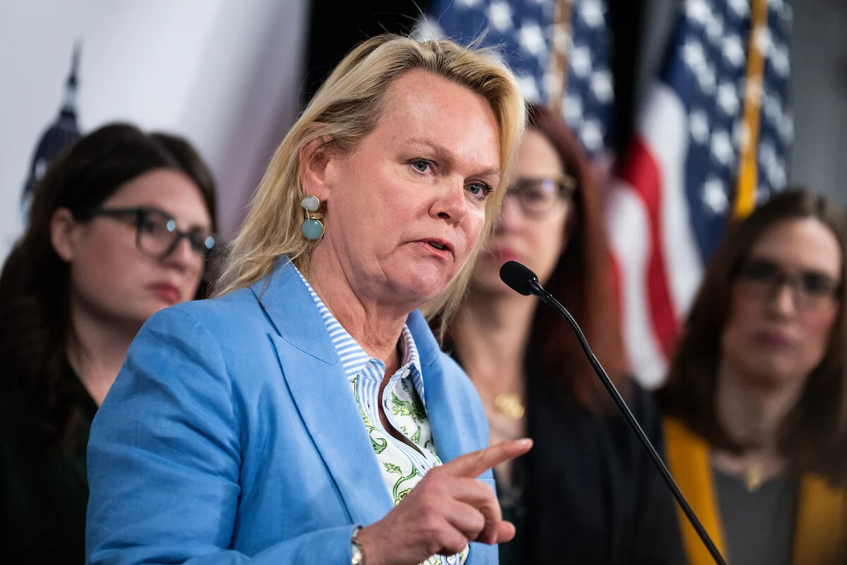 Primary Battles Reshape Congressional Landscape: Incumbents Prevail in Maryland, Utah as Money and Messaging Dominate