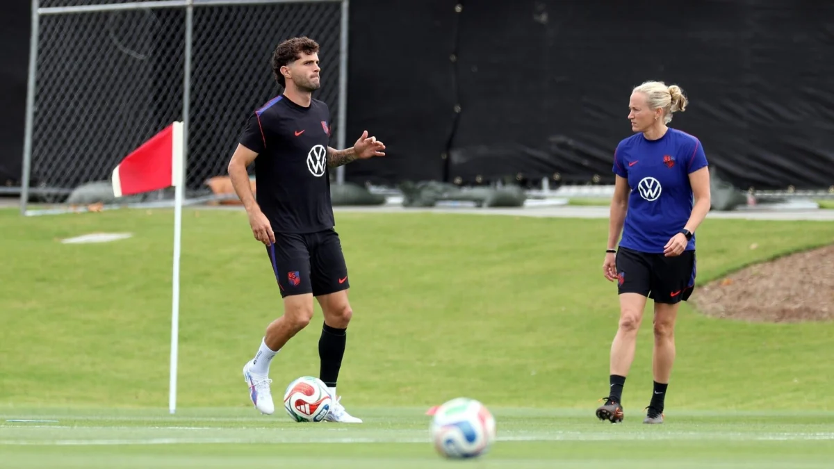 Pulisic’s Race Against Time: USMNT Star’s Fitness Looms Over World Cup Clash with Australia