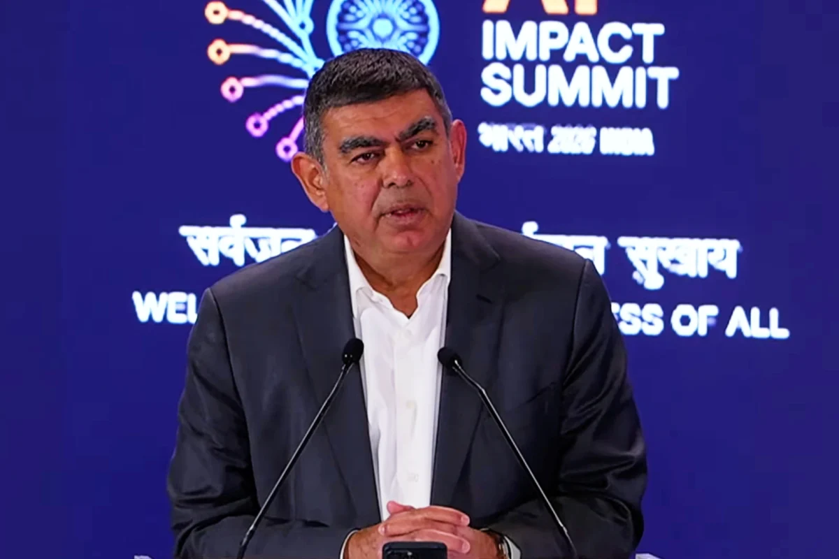 The AI Disruption: Vishal Sikka’s Hang Ten Systems Challenges the Legacy IT Services Model