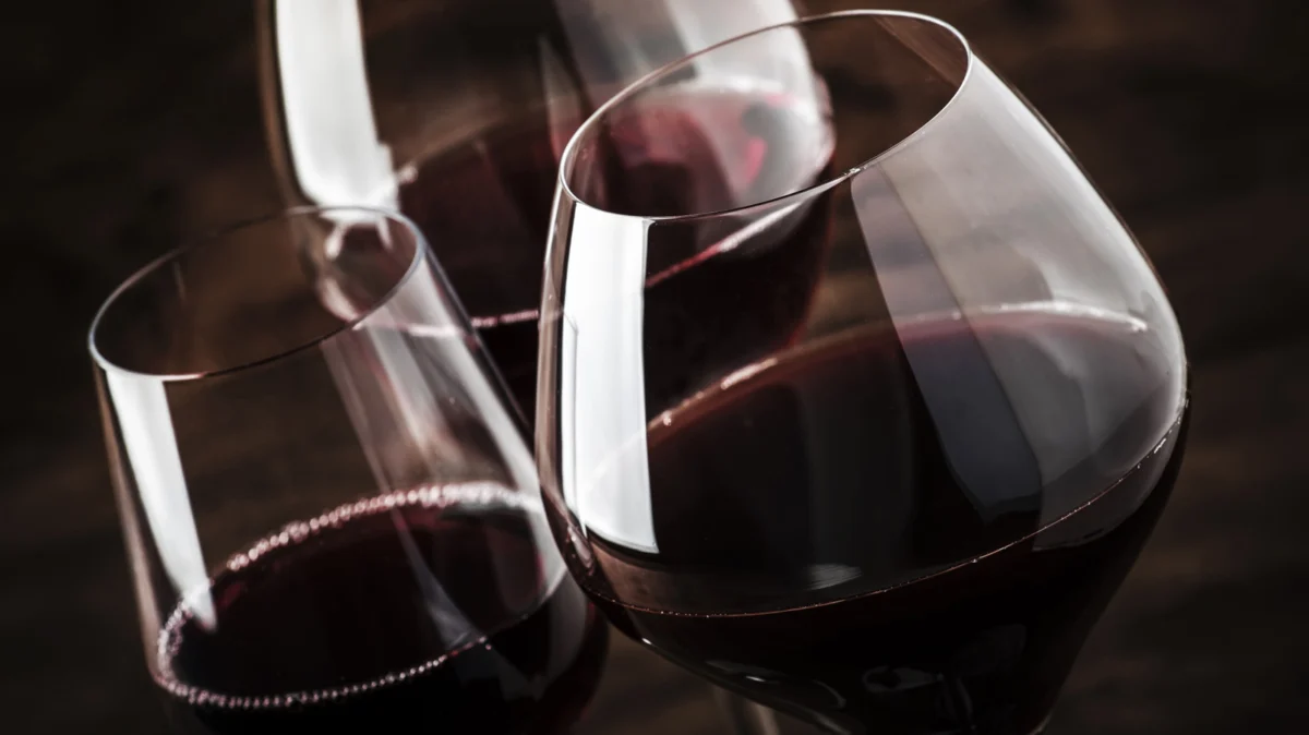 The Great Red Debate: Cabernet Sauvignon vs. Malbec — Understanding the Nuances of Two Global Powerhouses