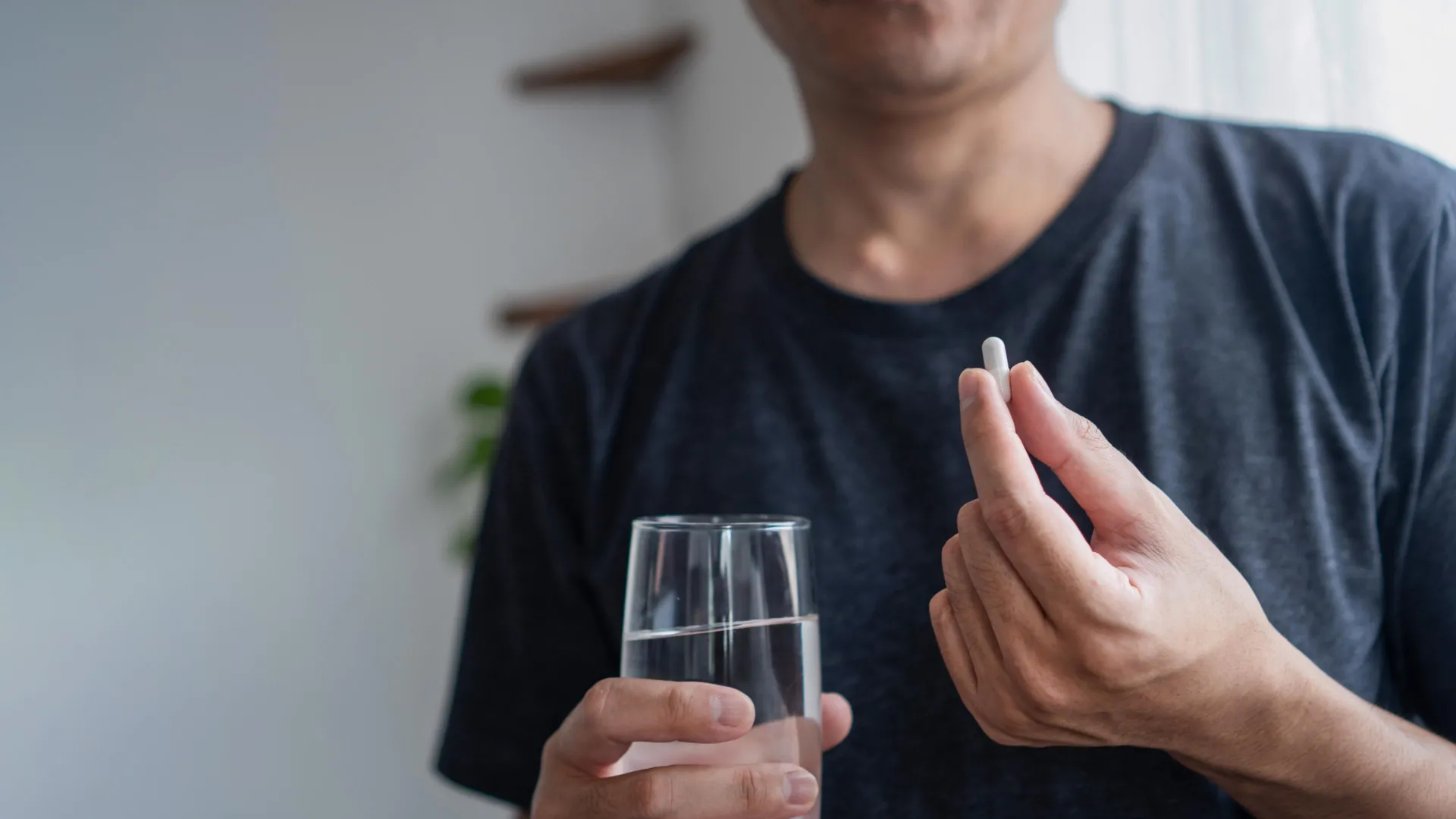 The Tyrosine Paradox: New Research Links Common Amino Acid to Lifespan Disparities in Men
