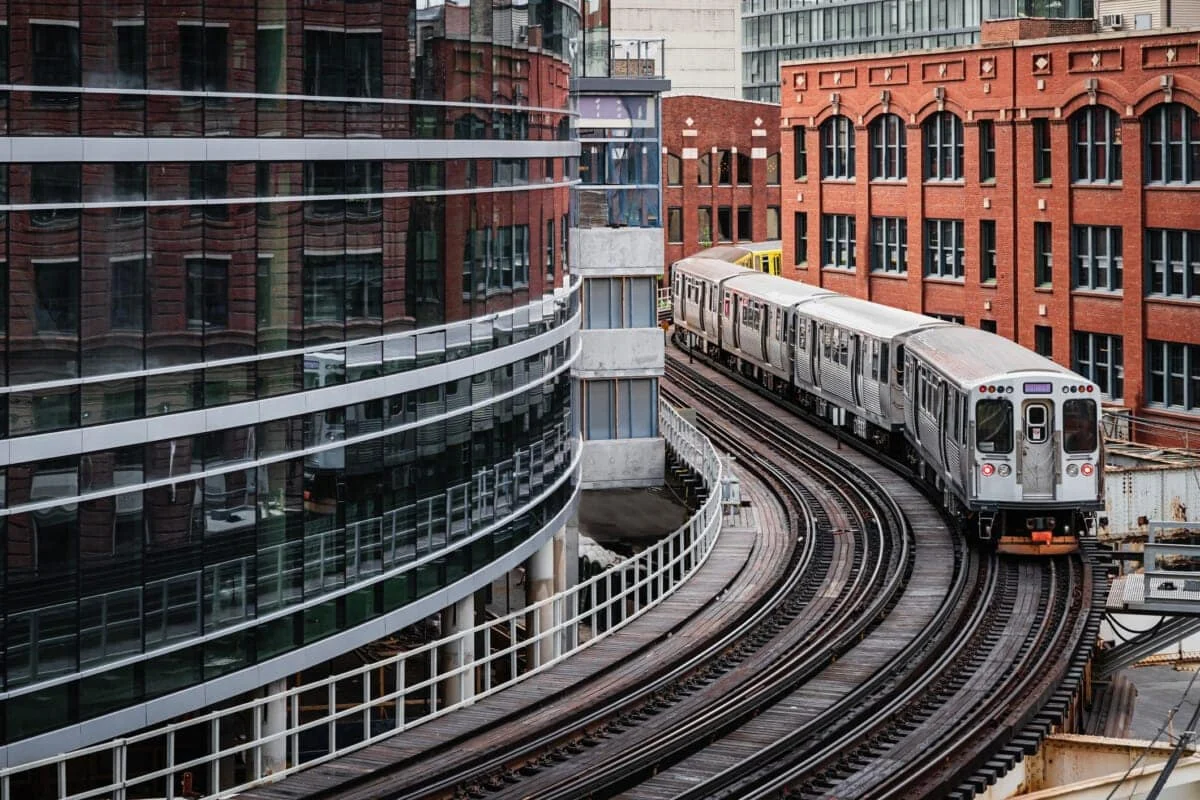 The Windy City Awaits: A Comprehensive Guide to Relocating to Chicago