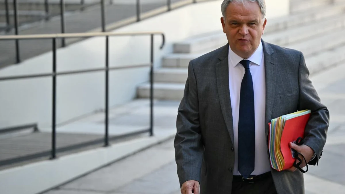 A Question of Rights: France’s New Ombudsman Faces Backlash Over Controversial Record