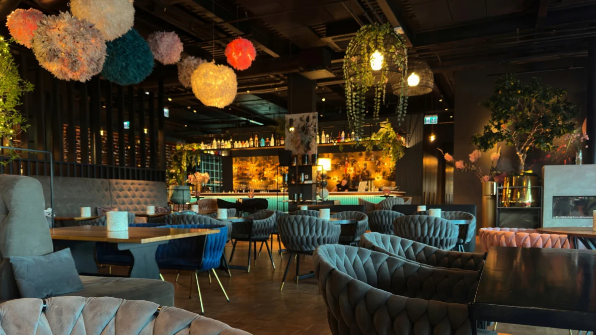 Behind the Scenes: The Subtle Art of Identifying a Truly Well-Run Restaurant