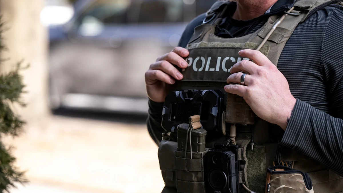 Border Crackdown Escalates: ICE Executes Record-Breaking Arrest Sweep in South Texas as Political Battles Over Enforcement Intensify
