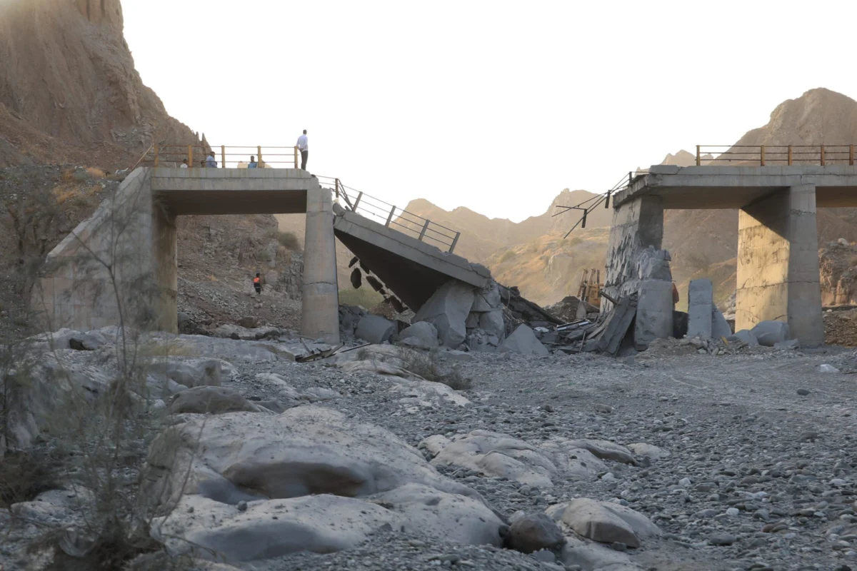 Escalation in the Gulf: U.S. Launches 10th Night of Strikes as Conflict with Iran Teeters Toward All-Out War