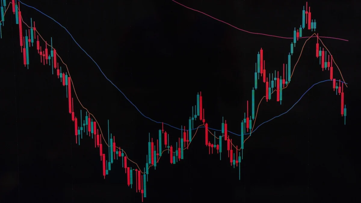 Market Turbulence: Healthcare Wins and Semiconductor Stumbles Define Thursday’s Trade