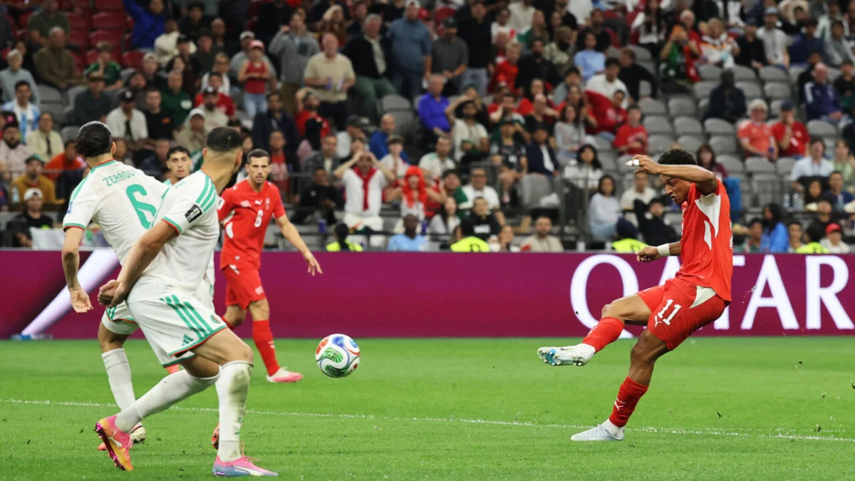 Switzerland Shatters "Knockout Curse" with Clinical 2-0 Victory Over Algeria