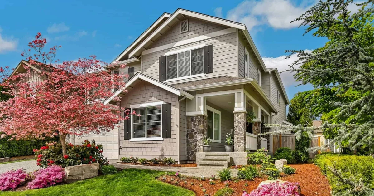 The Art of First Impressions: A Comprehensive Guide to Mastering Curb Appeal