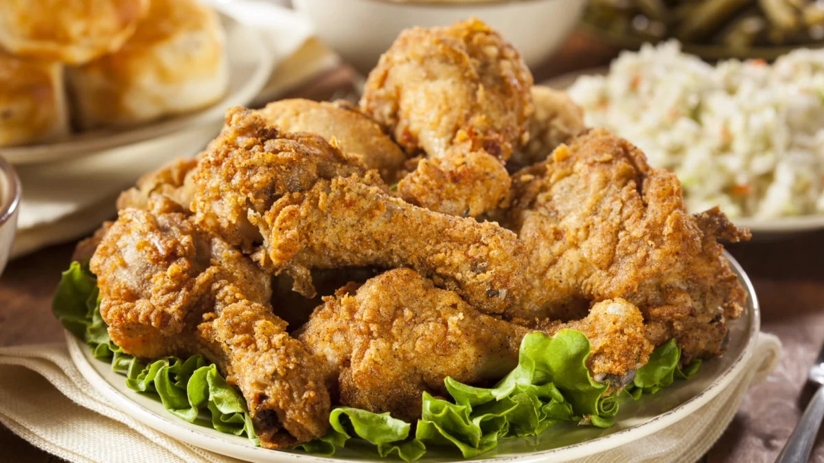 The Art of the Second Crisp: Mastering the Oven-Reheat Method for Fried Chicken