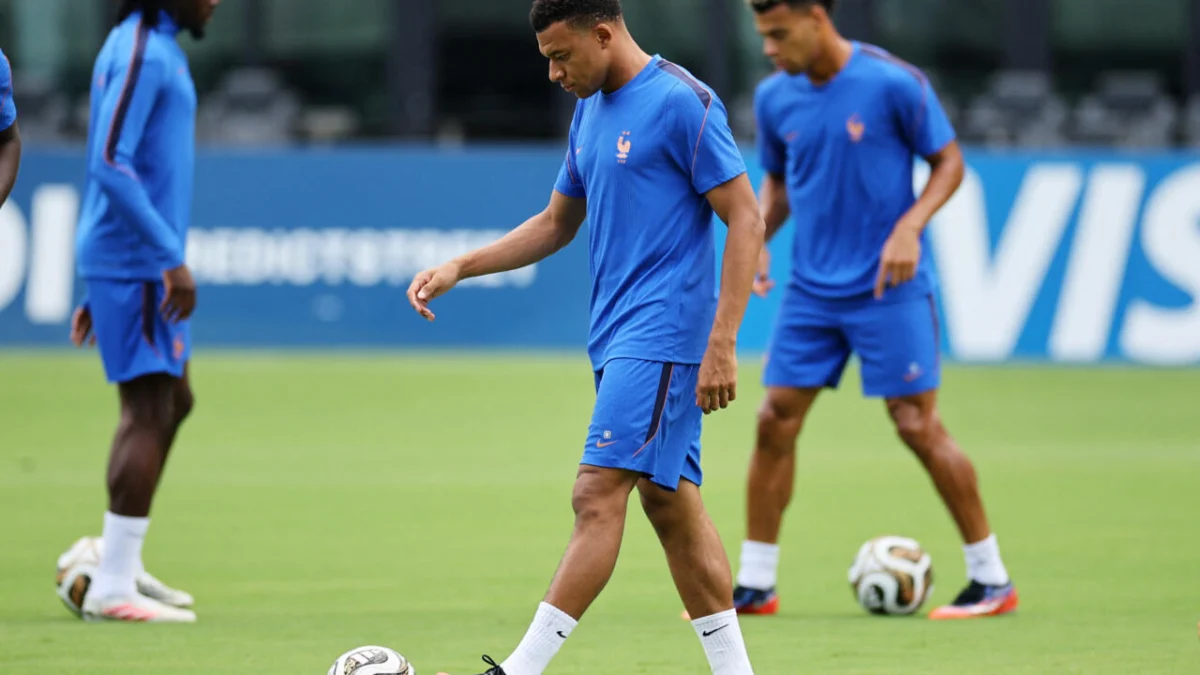 The Consolation Nobody Craves: France and England Face Off in World Cup Third-Place Match