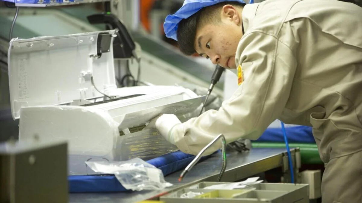 The Cool Revolution: How Chinese Air Conditioning Became Europe’s Essential Shield Against Climate Change