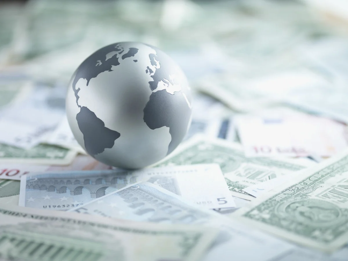 The Dichotomy of Growth: Lessons from Fidelity International Growth’s Performance in a Value-Dominated Year