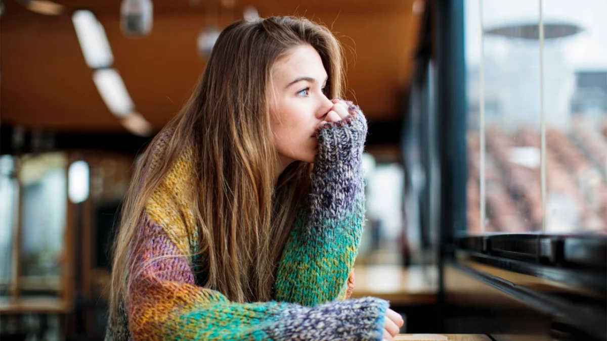The Digital Burden: Why Gen Z’s Financial Future Is Being Clouded by Social Media "Noise"