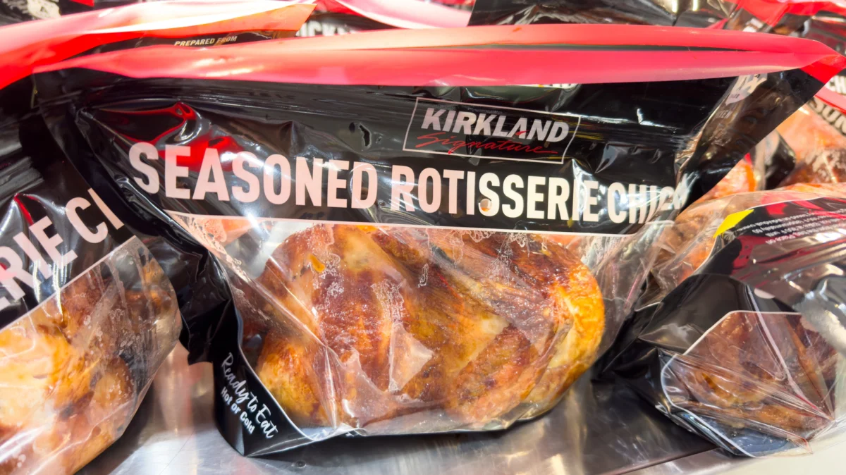 The Golden Goose: Analyzing the Massive 2025 Rotisserie Chicken Phenomenon at Costco