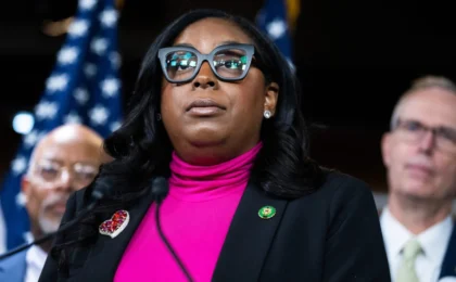 Federal Appeals Court Rejects Immunity Claim for Rep. LaMonica McIver in ICE Center Assault Case