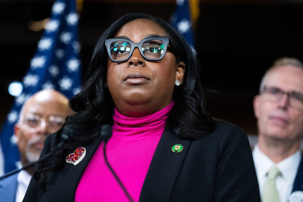 Federal Appeals Court Rejects Immunity Claim for Rep. LaMonica McIver in ICE Center Assault Case