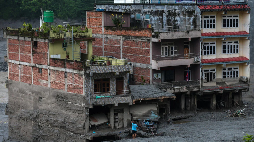 Himalayan Catastrophe: Massive Search Operations Underway as Death Toll Climbs Following Devastating Flash Floods