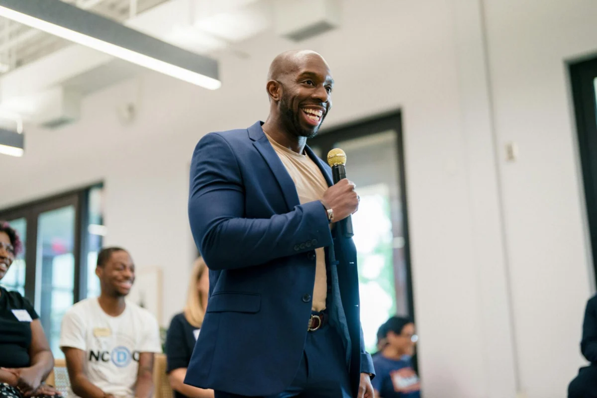 Historic Breakthrough in Georgia: Democrat Everton Blair Wins Special Election as State’s First Openly Gay Man Elected to Congress