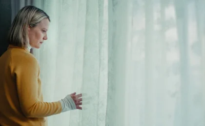Mia Wasikowska Returns to Venice: MMM Film Sales Boards Kuba Dorabialski’s Debut ‘Agata the Writer’