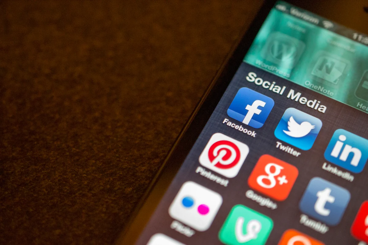 New Zealand Joins Global Push to Restrict Youth Access to Social Media and AI
