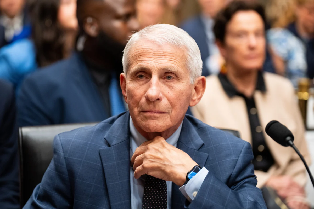 Resurfaced Fauci Text Messages Spark Renewed Debates Over COVID-19 Vaccine Safety in Pregnancy