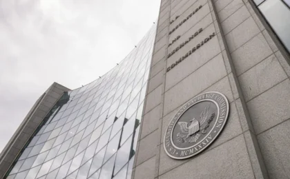 SEC Launches Wide-Ranging Inquiry into "Situational Awareness" Following AI Market Volatility and Mass Liquidation