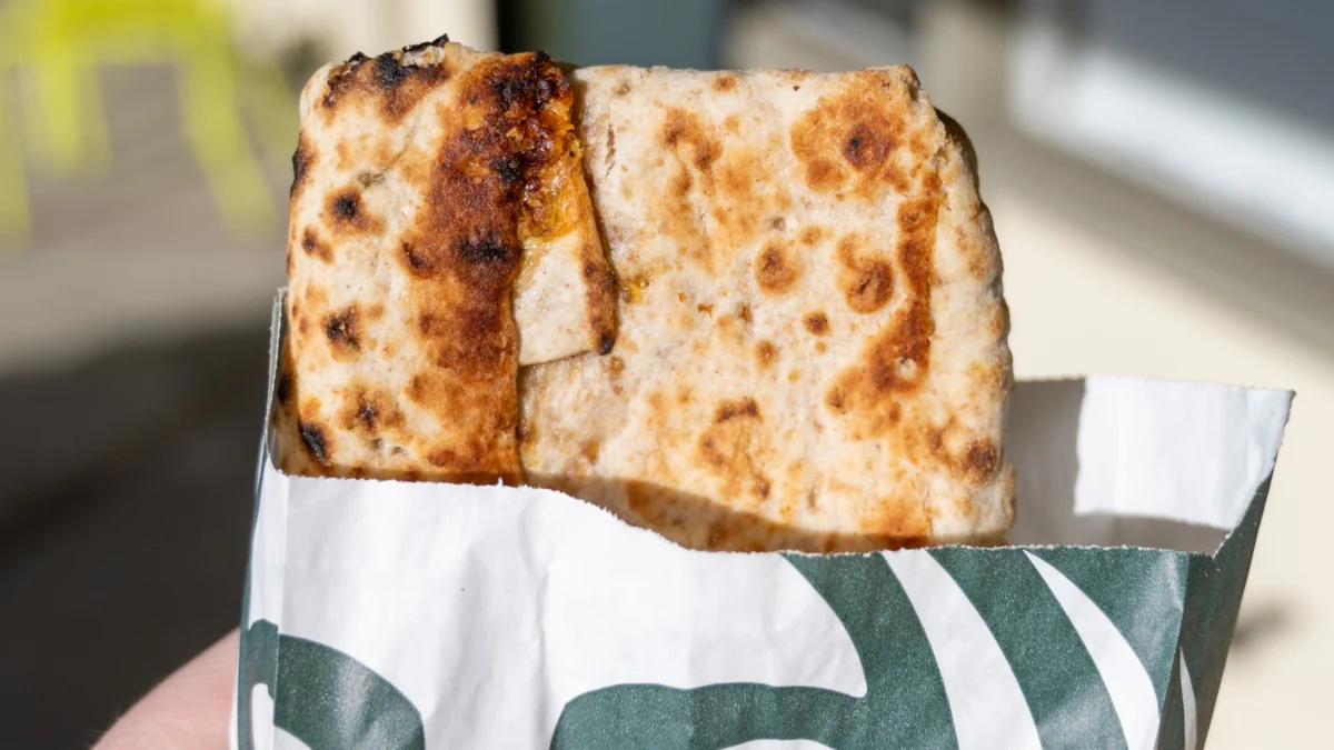 The Breakfast Revolution: Why Costco’s Spinach & Feta Wrap is Becoming the Ultimate Starbucks Alternative