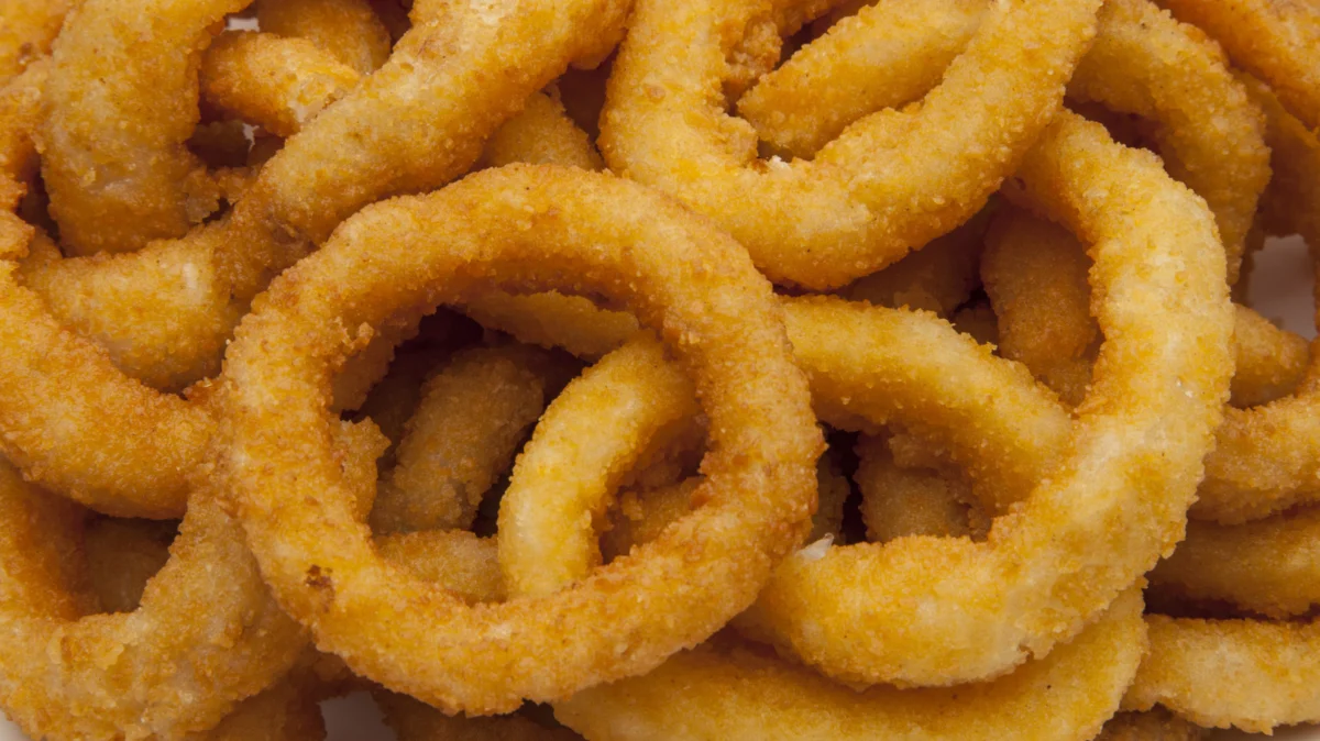 The Crispy Controversy: Why Burger King’s Onion Rings Remain a Polarizing Menu Staple