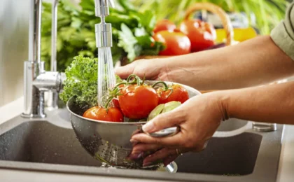 The Essential Guide to Produce Safety: How to Navigate Risks in Your Kitchen