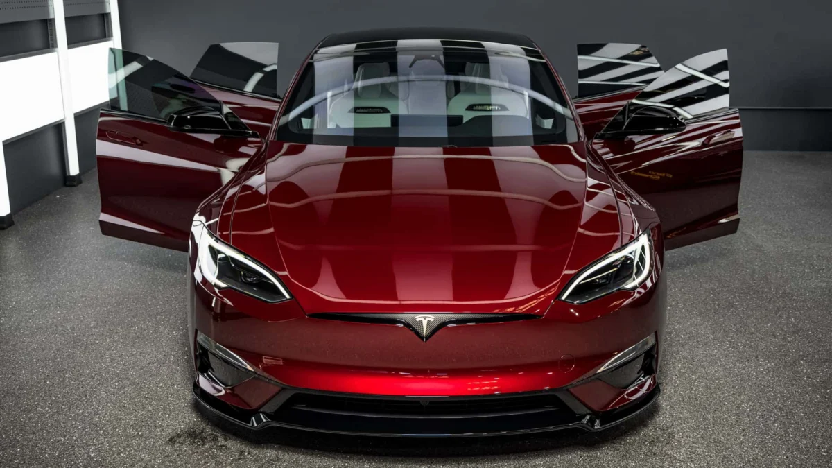 The Final Chapter: Inside Franz von Holzhausen’s Preservation of Tesla Model S Plaid Signature Edition 001