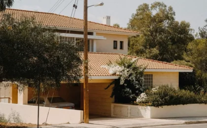 The Great Debate: How Old of a House Should You Buy?