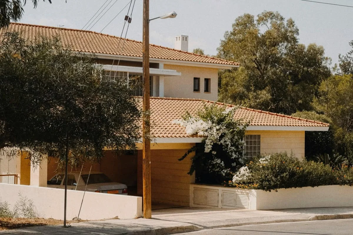 The Great Debate: How Old of a House Should You Buy?