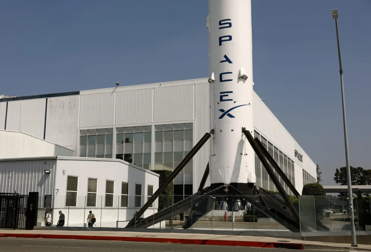 The Ivy League of Aerospace: Harvard’s $2.2 Billion SpaceX Stake Signals New Era for Endowments
