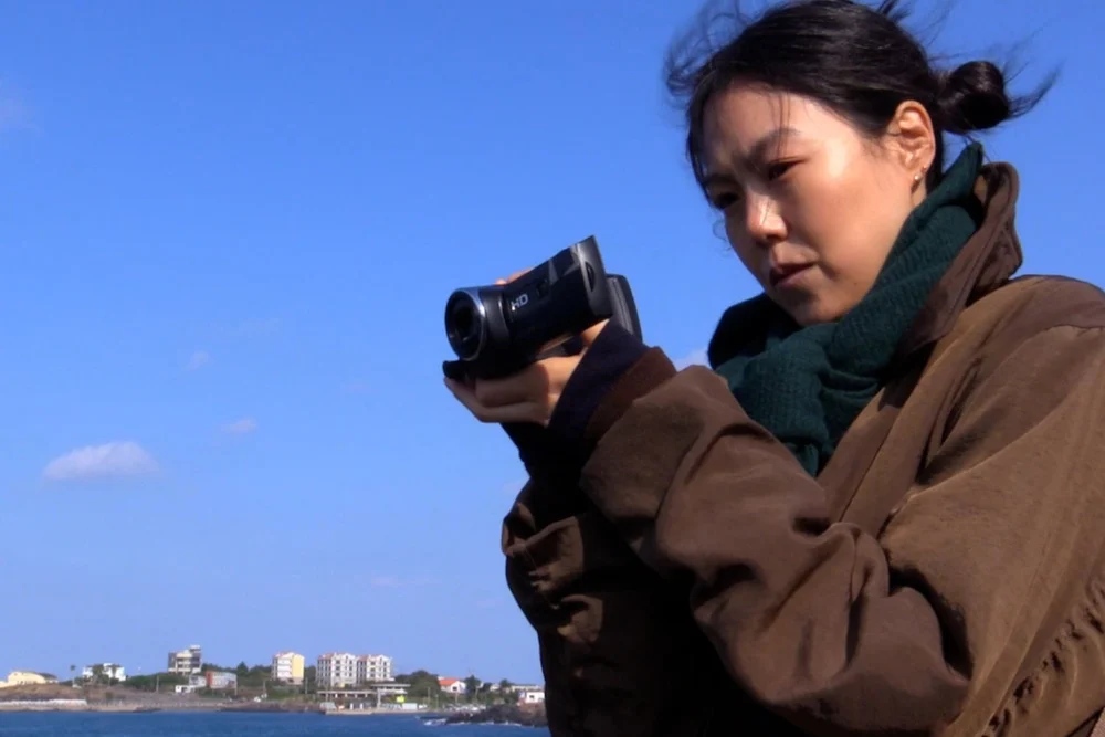 The Quiet Resonance of Hong Sangsoo: A Deep Dive into ‘Nowhere to Lay My Eyes’