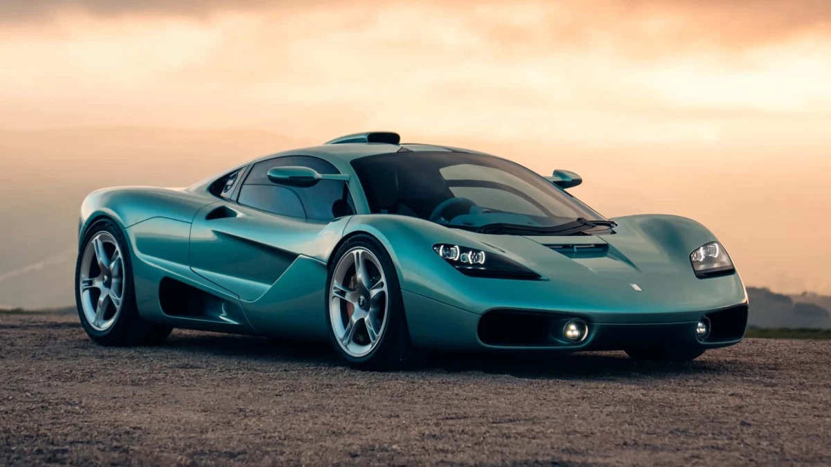 The Return of the Analog King: Gordon Murray Special Vehicles Unveils the S1 Touring Supercar