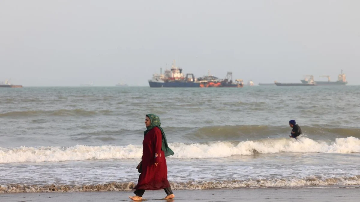 The Strait of Hormuz Standoff: Tehran Stands Firm as Economic Pressure Mounts