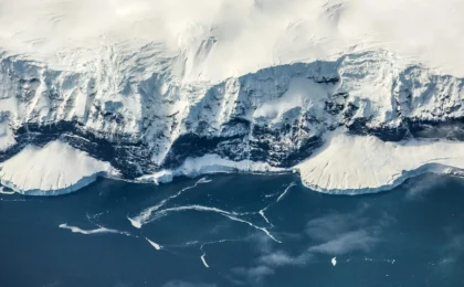 The Tectonic Trigger: How Earth’s Interior Preconditioned Antarctica for the Great Freeze