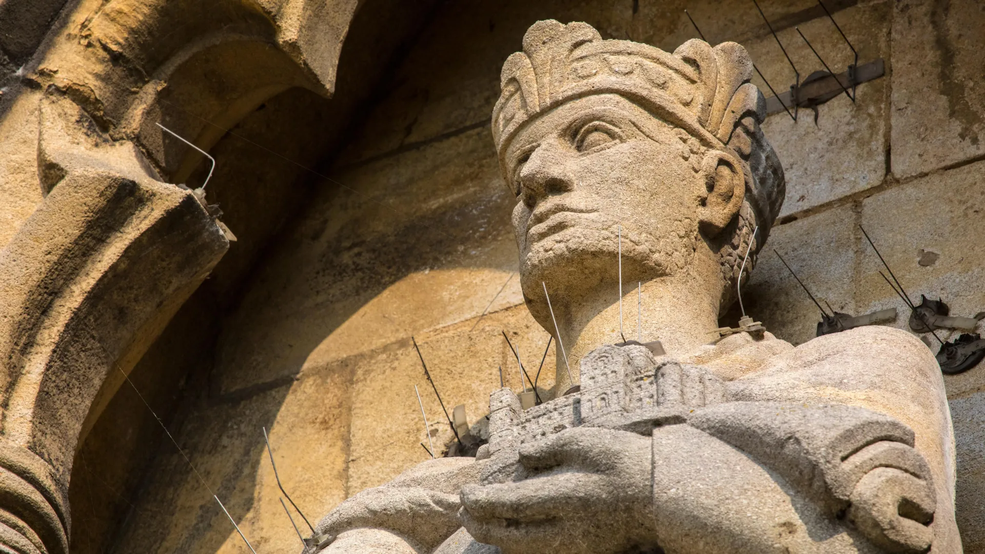 The Vatican’s Shadow Over Hastings: New Research Rewrites the Origins of 1066
