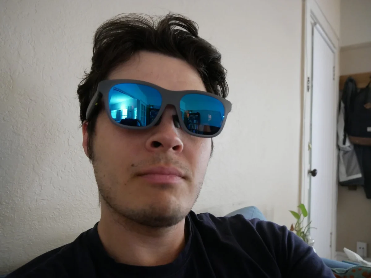 The Wearable Cinema Dilemma: A Deep Dive into the XREAL a01 Smart Glasses