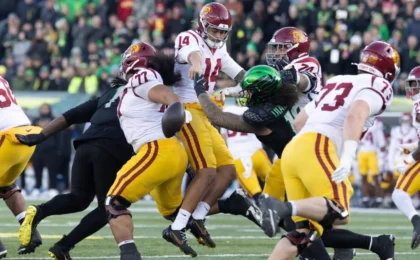 A Clash of Titans: USC’s CFP Ambitions Meet Oregon’s Resilience in Big Ten Showdown