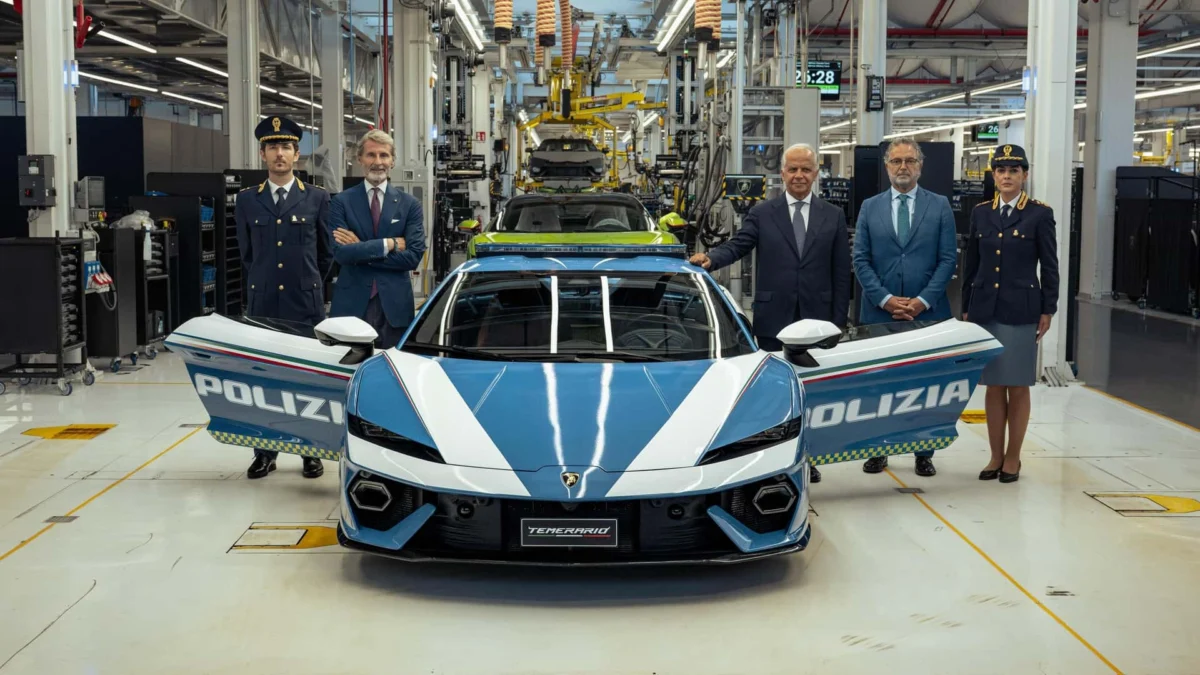 A Legacy of Velocity and Valor: Lamborghini and the Italian State Police Unveil the Temerario