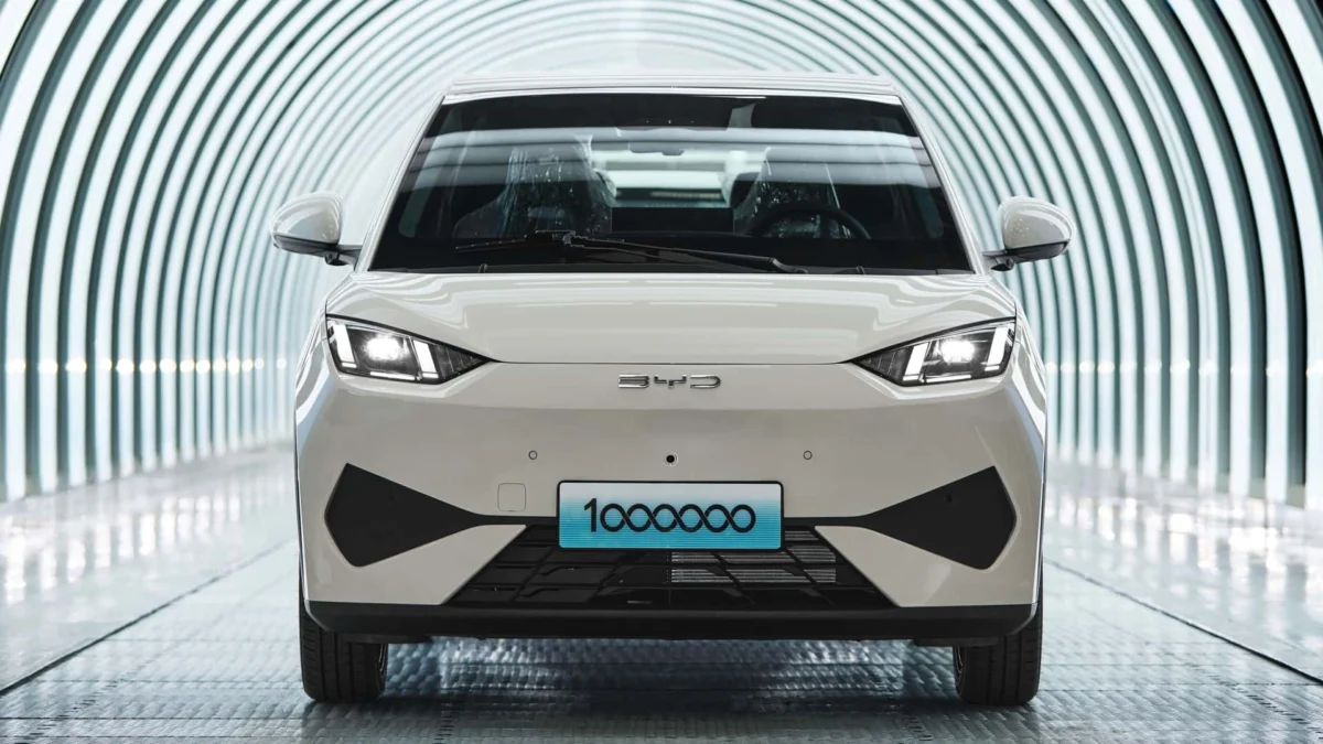 China’s Automotive "Breakneck" Ambition Hits a Regulatory Wall