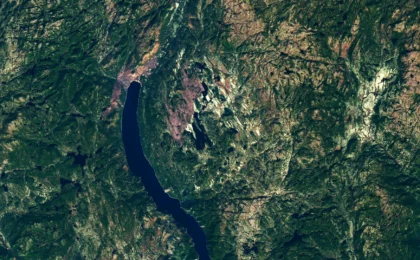 From Camping Trip to Cosmic Discovery: The Unearthing of the Uhackatik Impact Crater