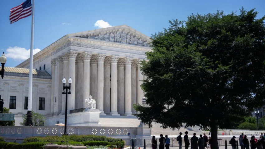 Supreme Court Blocks Missouri GOP Redistricting Plan to Prevent Election Chaos, Reinstating 2022 Congressional Boundaries