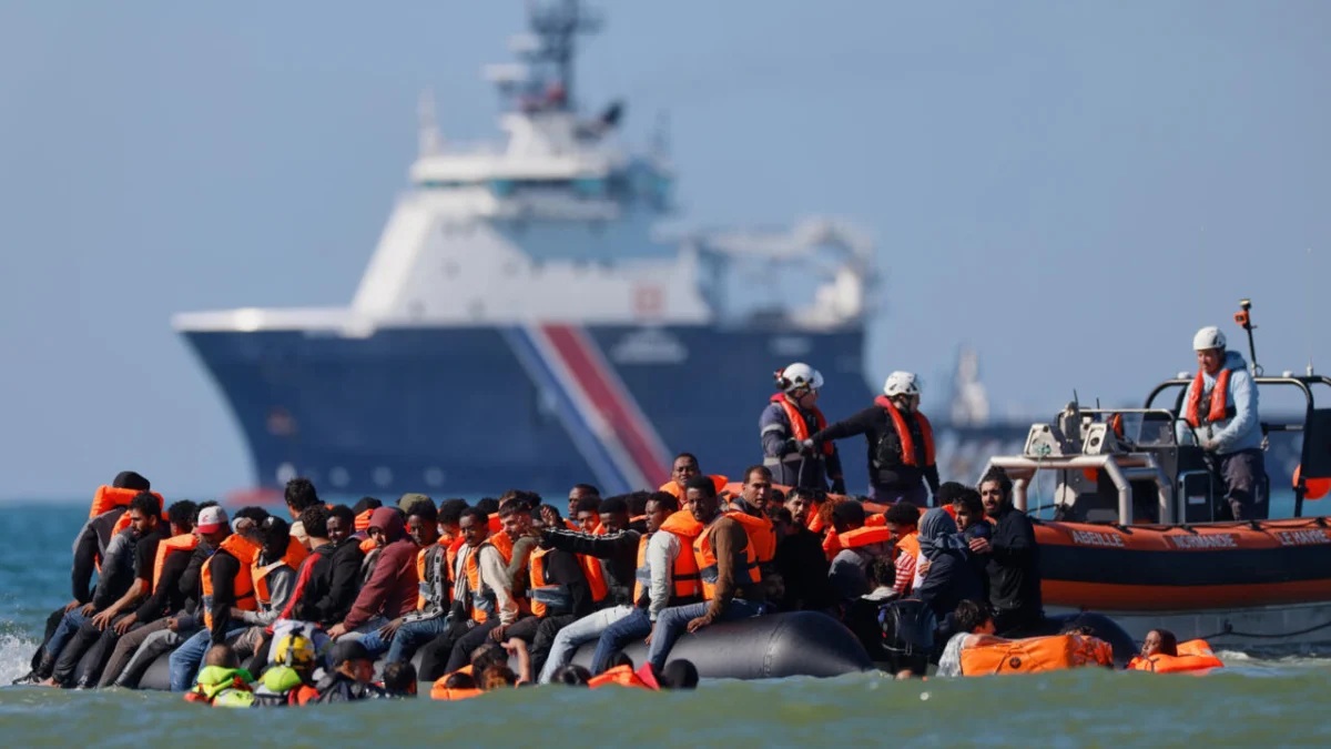 The End of the "One-in, One-out" Experiment: UK-France Migrant Deal Scrapped Amid Operational Strains