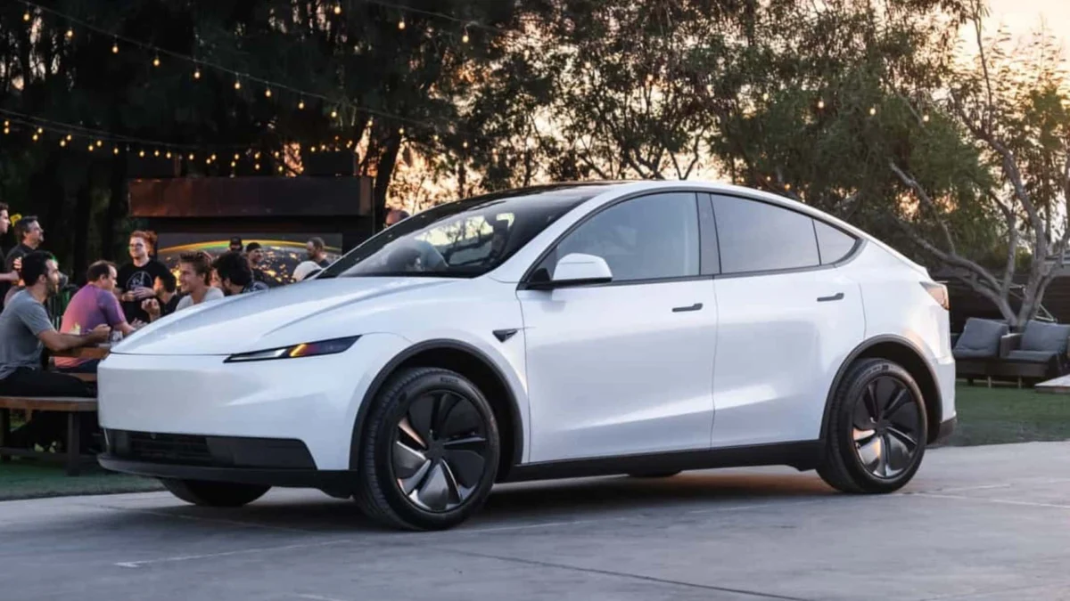 The Great EV Pivot: Why Used Electric Vehicles Are Currently Outpacing the New Market