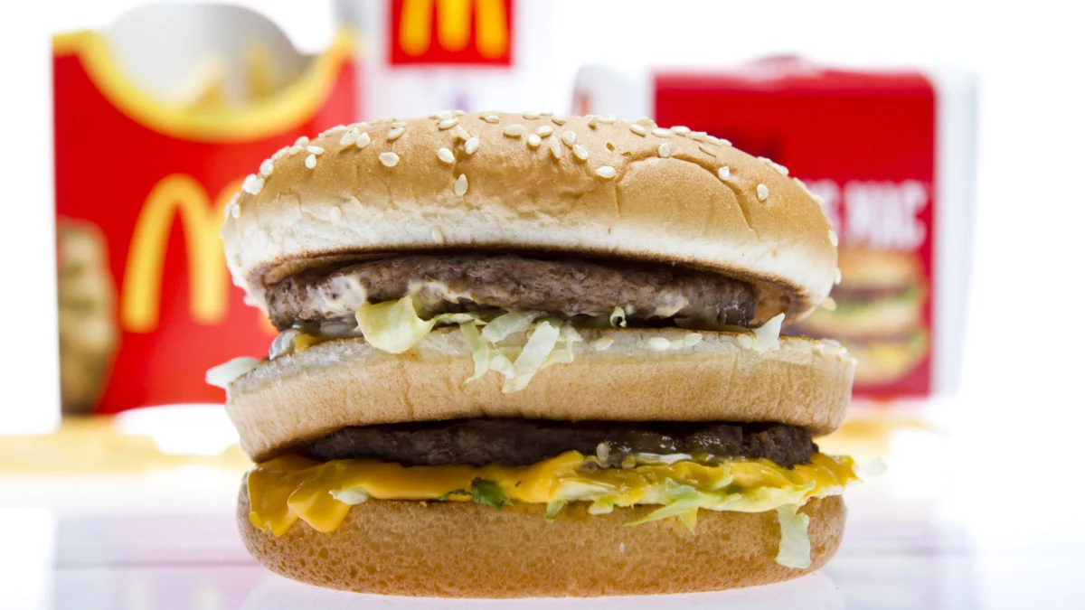 The Hidden Champion: Why the Bacon McDouble Outclasses the Big Mac in Today’s Fast-Food Economy